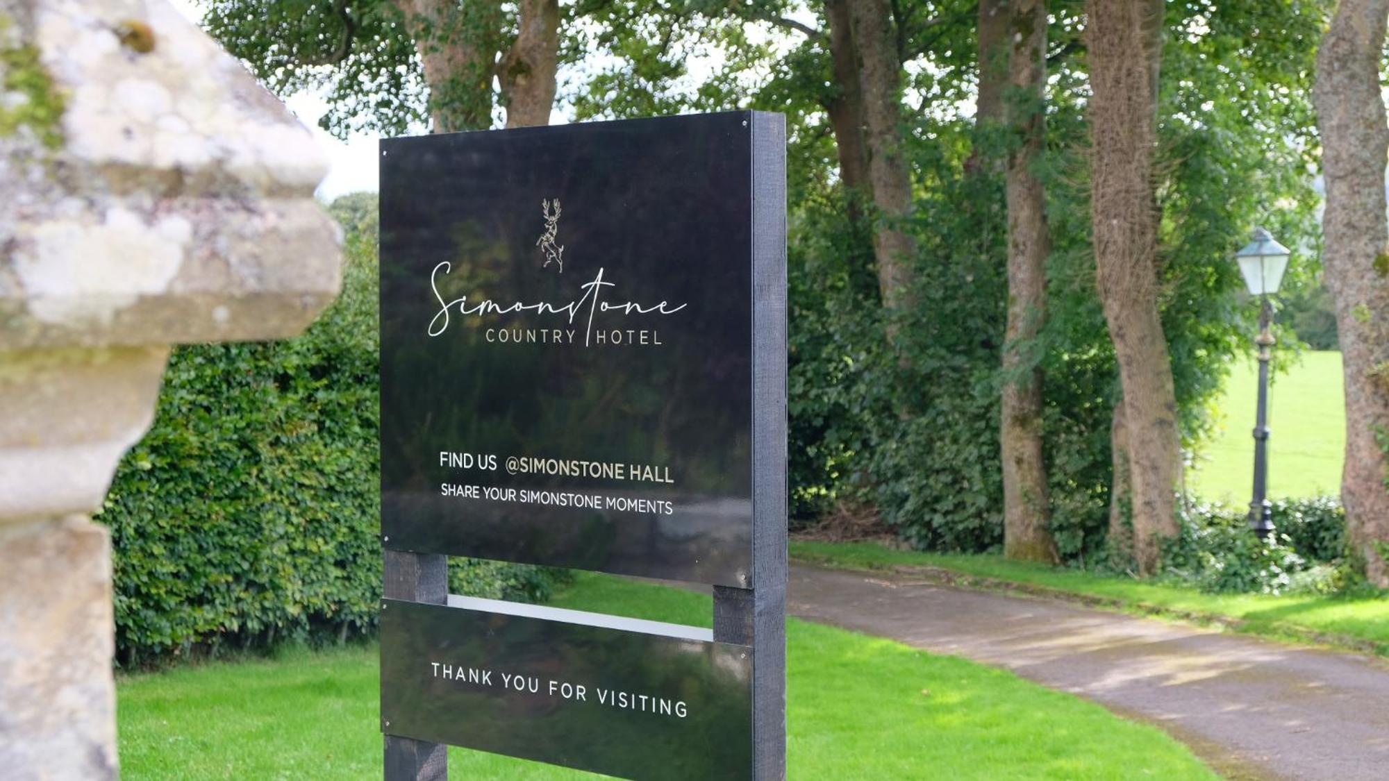 Simonstone Hall Hotel Hawes Bagian luar foto